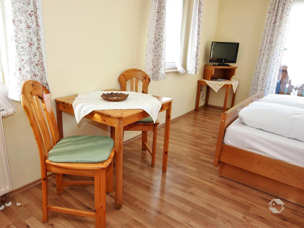 Gaestehaus Klingele Hinterzarten Room photo